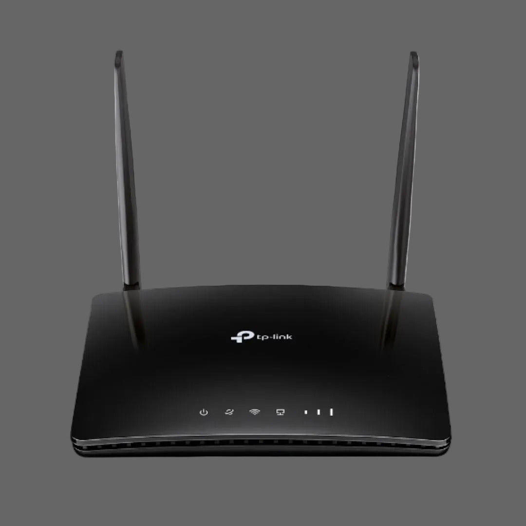 Black TP-Link router with antennas on a white background